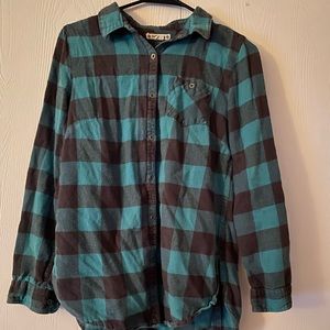 Teal and grey plaid flannel 🔥